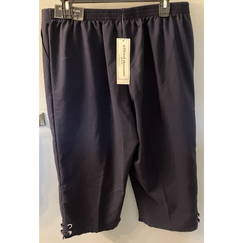 Petite Alfred Dunner Newport Drk Blue PullOn Capri Pants 14P Grommet Accent, NWT - Picture 6 of 6